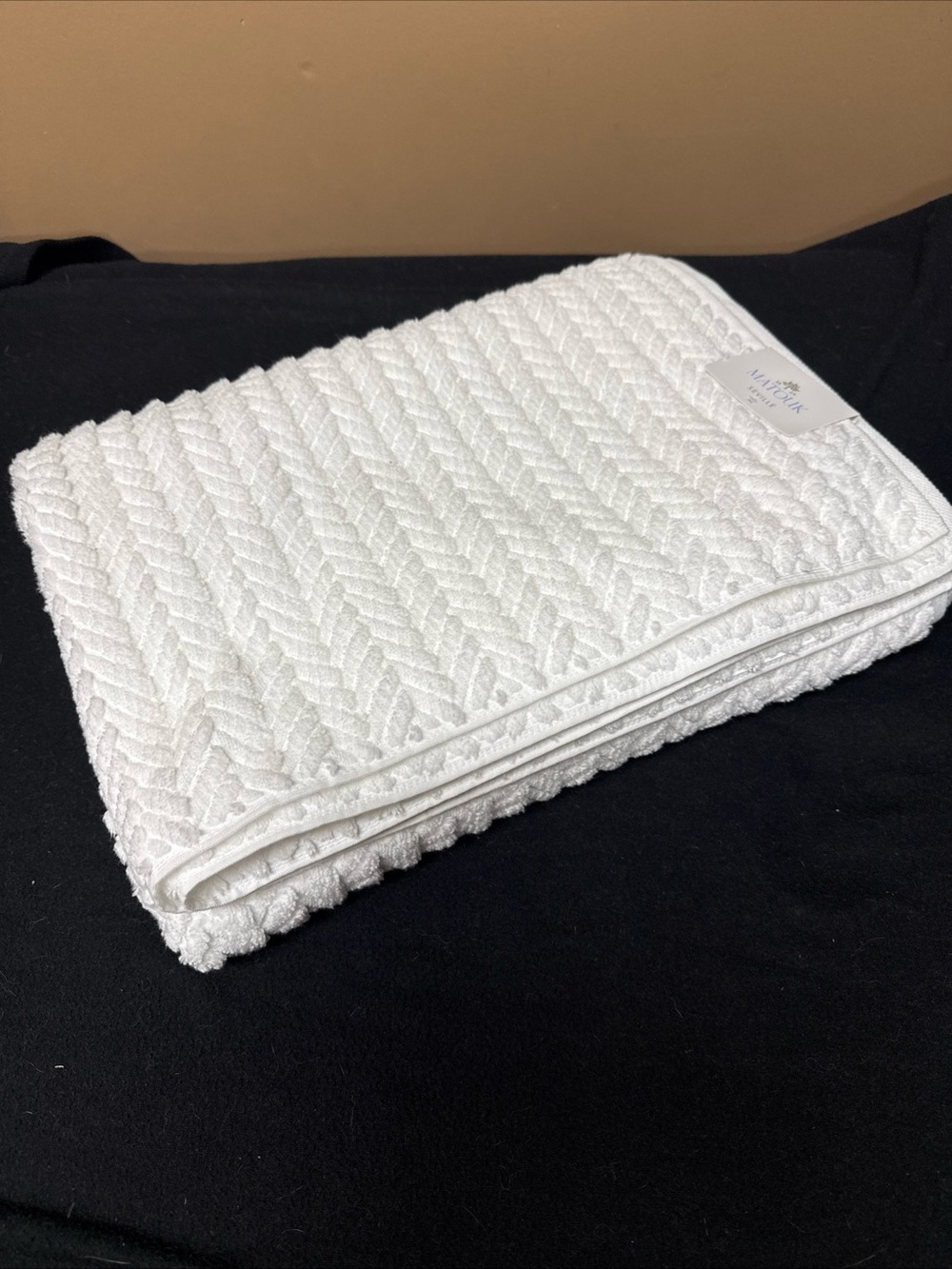 Matouk Seville Bath Sheet 40x70” White Loose Braid Pattern 100% Cotton NWT